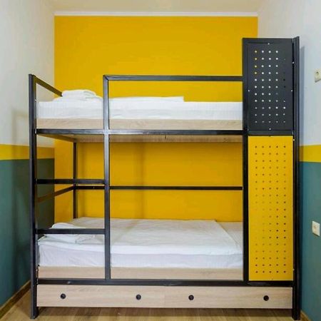 City Centre Hostel 3 巴统 外观 照片