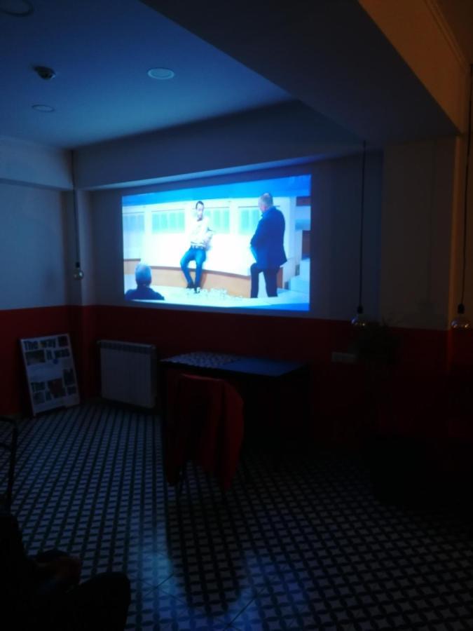 City Centre Hostel 3 巴统 外观 照片